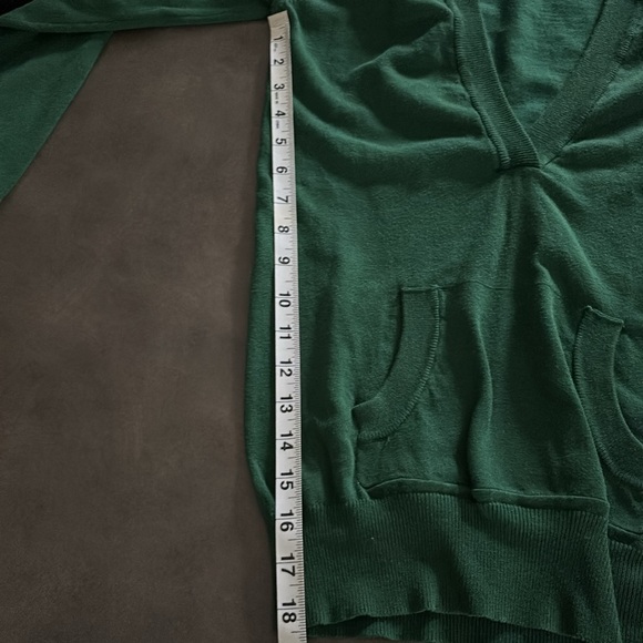 Cotton Lightweight V-neck Hoodie - Picture 5 of 5